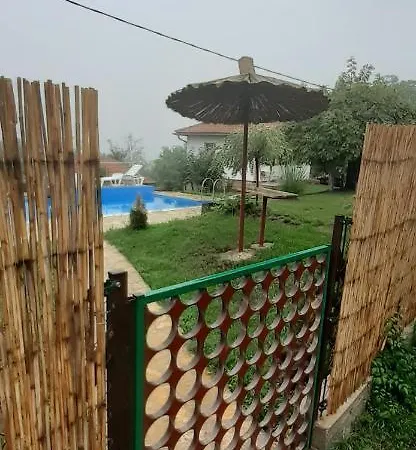 Petrovic Apartment *